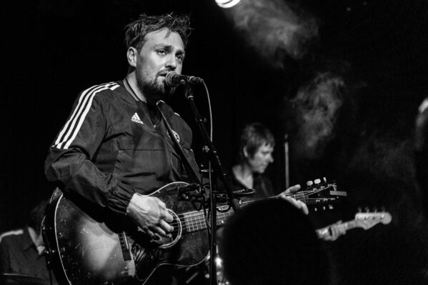 Tim Knol & The Wandering Hearts - 28.04.23 - Rotown Rotterdam - Afbeelding 9
