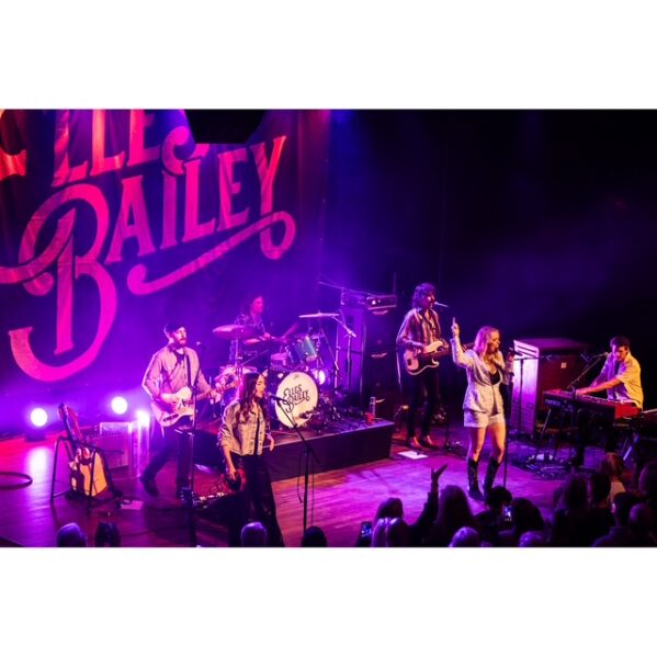 Elles Bailey - 20.10.24 - TivoliVredenburg Utrecht - Afbeelding 5